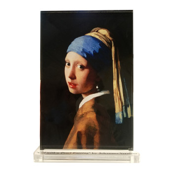 Johannes Vermeer -- Girl with a Pearl